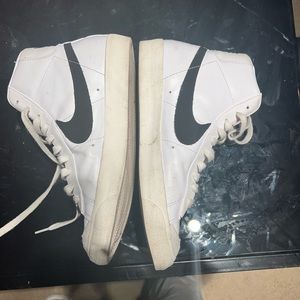 Nike blazer Mid ‘77 - Used size 9